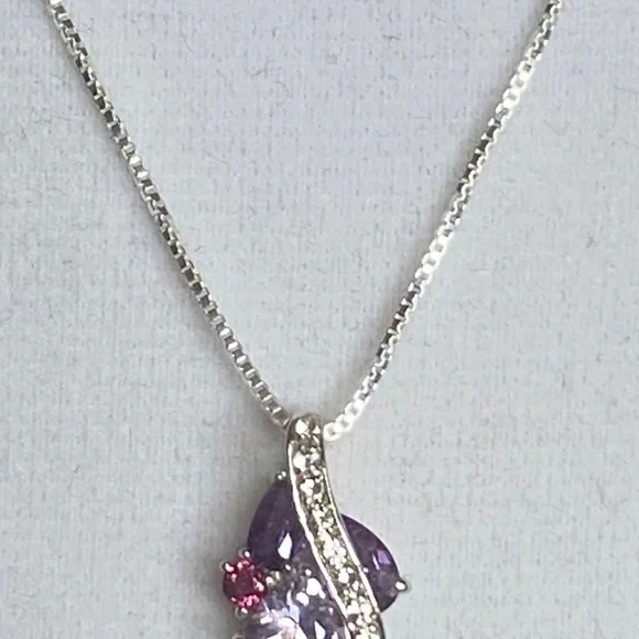 Amethyst Pendant on‎ 22” necklace - Picture 2 of 3